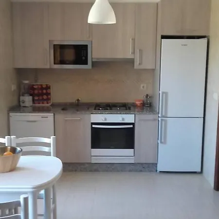 House La Lanzada.. בית נופש *